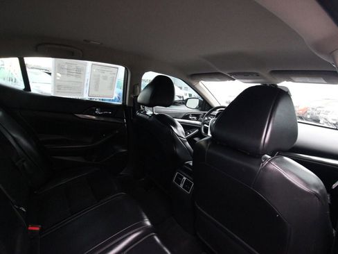 Used 2019 Nissan Maxima 3.5 SV w/ Floor Mat Group image 25