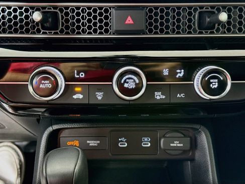Certified 2025 Honda Civic Sport image 16