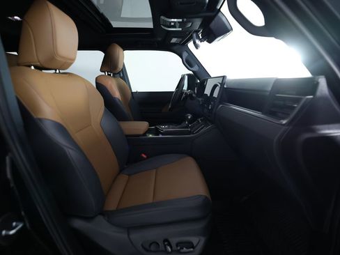 Used 2026 Lexus GX 550 550 Premium+ w/ Accessory Package (2T) image 10