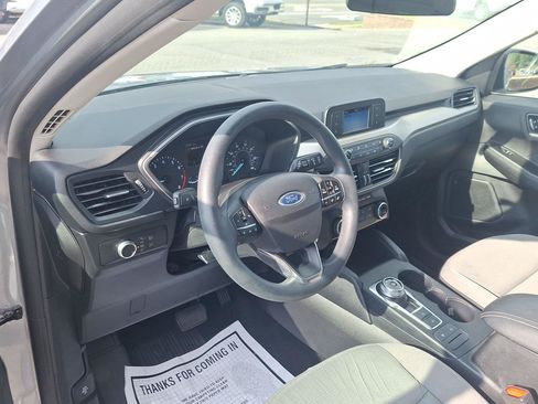 Used 2022 Ford Escape S AWD/4WD image 11