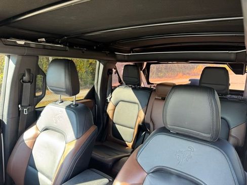 Used 2023 Ford Bronco Outer Banks image 16