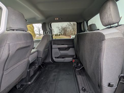 Used 2025 Ford F250 XLT image 30