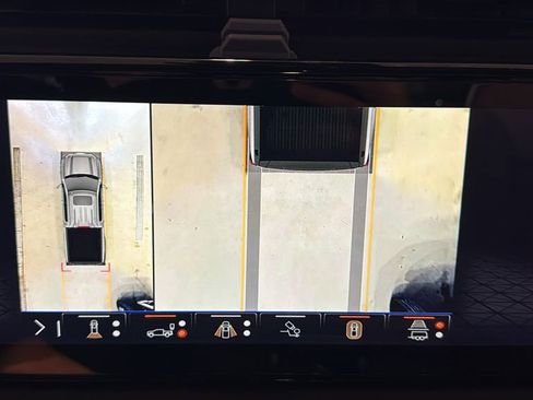 Used 2025 GMC Sierra 1500 Denali Ultimate image 33