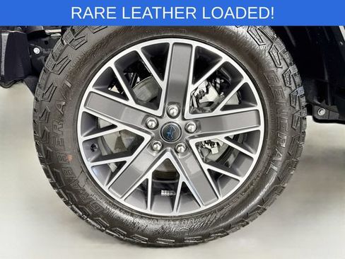 Used 2024 Jeep Wrangler High Altitude AWD/4WD image 34