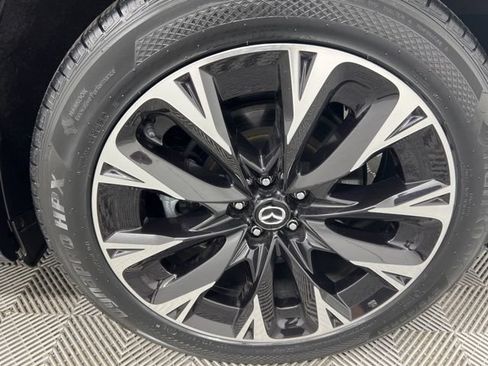 Used 2024 MAZDA CX-90 3.3 Turbo S w/ Premium Plus AWD/4WD image 11