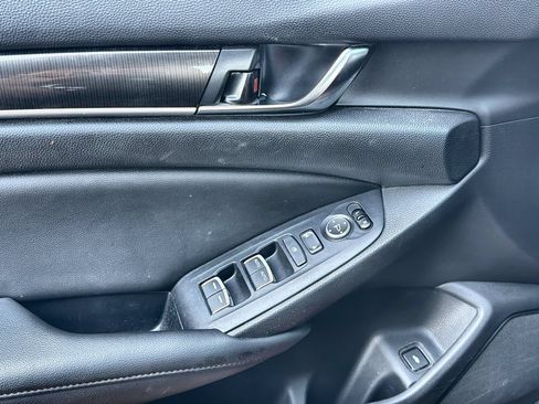 Used 2020 Honda Accord Sport image 13