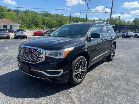 Used 2017 GMC Acadia Denali w/ Technology Package AWD/4WD image 3