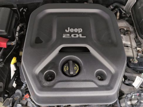 Certified 2020 Jeep Wrangler Unlimited Sahara image 15
