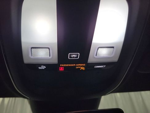 Used 2022 Polestar Polestar 2 w/ Performance Package image 20