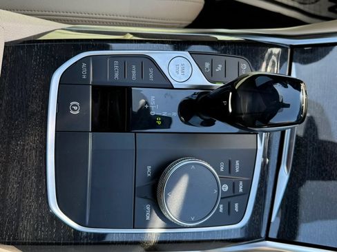 Used 2021 BMW 330e w/ Premium Package RWD image 28