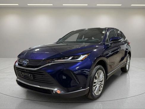 Used 2024 Toyota Venza Limited AWD/4WD image 20