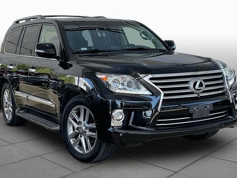 Used 2015 Lexus LX 570 4WD image 3