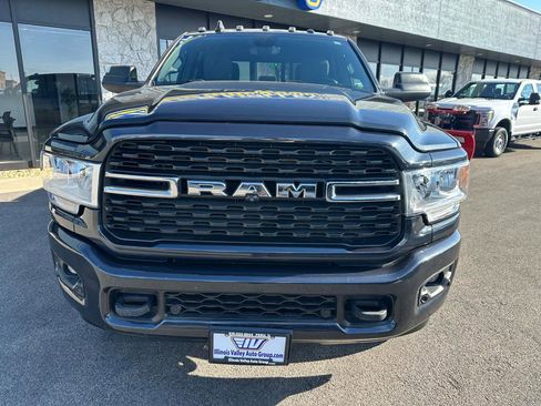 Used 2022 RAM 3500 Big Horn image 10