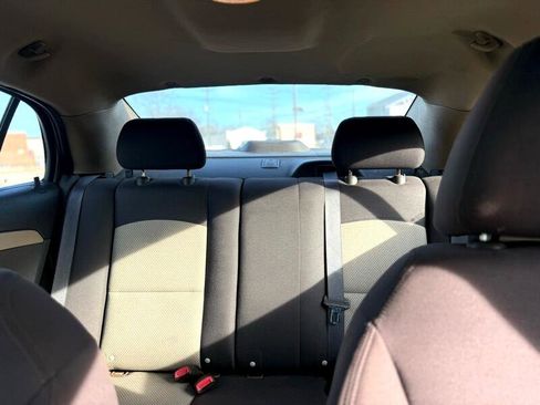 Used 2010 Chevrolet Malibu LT w/ Power Convenience Package image 13
