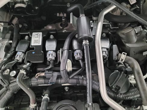 Used 2023 Nissan Sentra SR FWD image 30