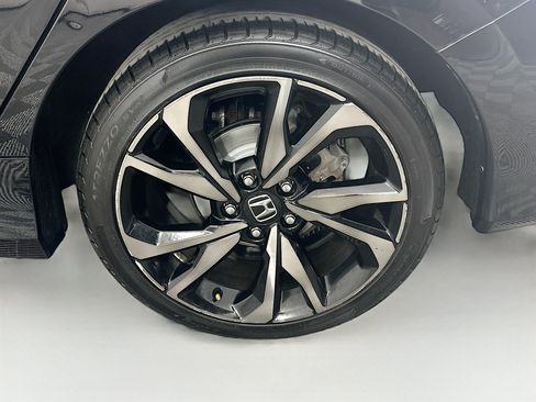 Used 2019 Honda Civic Sport image 11