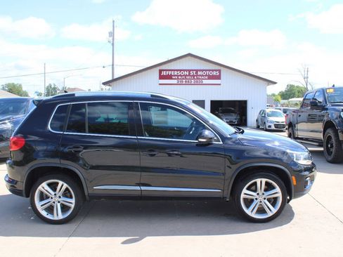 Used 2016 Volkswagen Tiguan R-Line FWD image 1