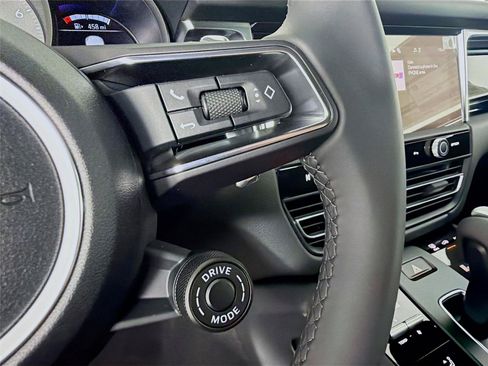 New 2026 Porsche Macan S AWD/4WD image 14