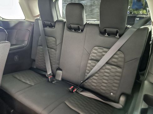 Certified 2025 Nissan Pathfinder SV w/ SV Premium Package image 20