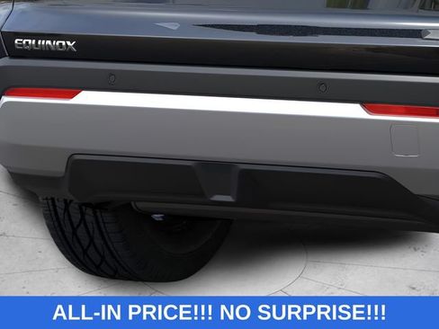 New 2026 Chevrolet Equinox LT w/ Convenience Package II FWD image 14