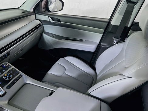 Used 2023 Hyundai Palisade SEL image 25