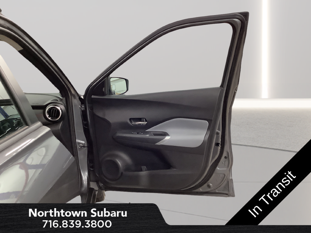 Used 2024 Nissan Kicks SR w/ SR Premium Package FWD image 35