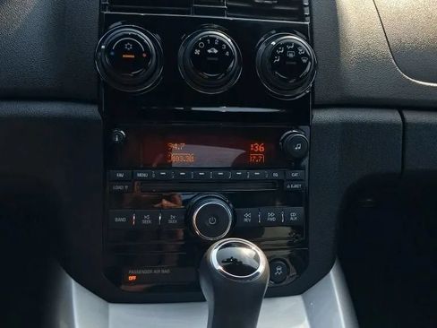 Used 2008 Saturn Sky w/ Premium Trim Package RWD image 26