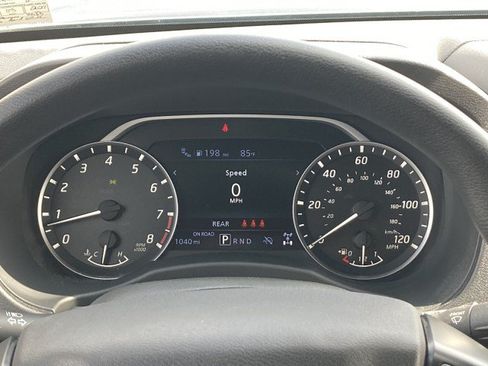 Used 2026 Nissan Frontier SV AWD/4WD image 13