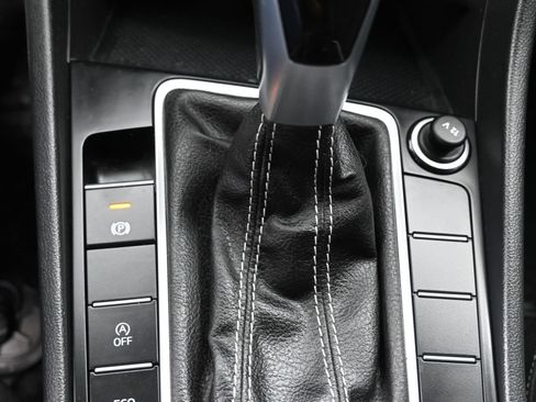 Used 2024 Volkswagen Jetta Sport FWD image 19