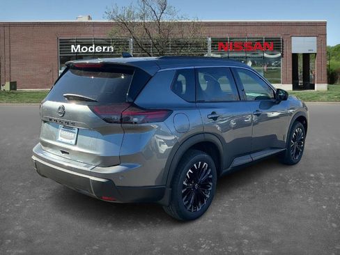 New 2026 Nissan Rogue SV image 4