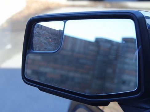 Used 2021 GMC Sierra 1500 SLT image 22