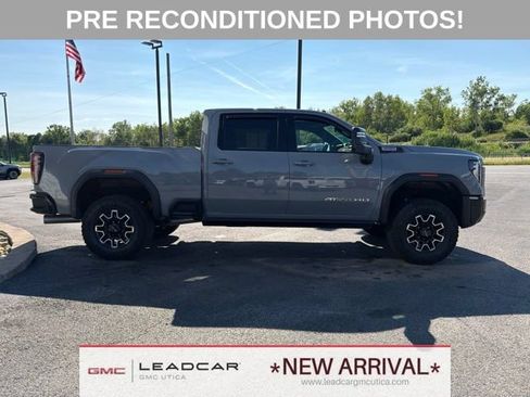 Used 2025 GMC Sierra 2500 AT4X AWD/4WD image 6