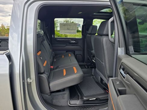 New 2026 GMC Sierra 2500 AT4 w/ AT4 Premium Plus Package AWD/4WD image 33