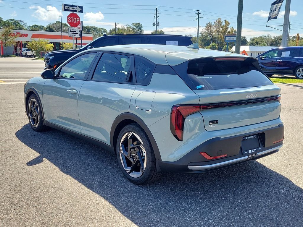 New 2026 Kia K4 EX FWD image 4