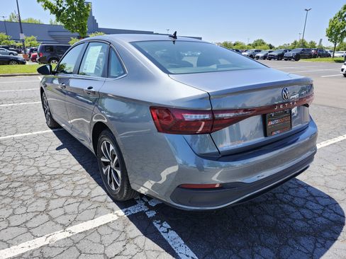 Used 2025 Volkswagen Jetta S FWD image 13