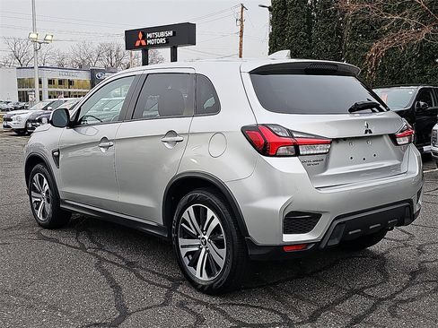 Used 2024 Mitsubishi Outlander Sport ES image 4