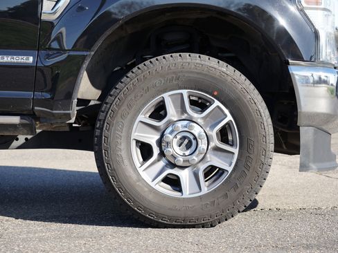 Used 2022 Ford F350 Lariat w/ Lariat Ultimate Package image 13