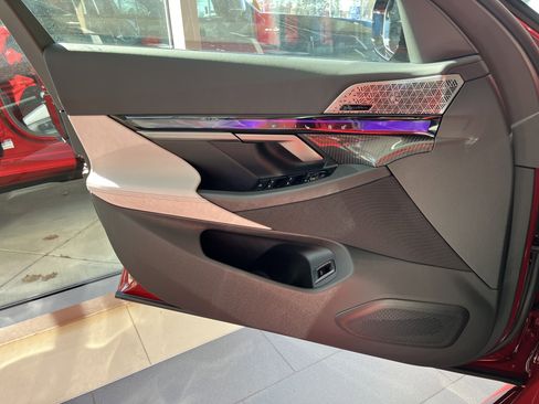 New 2026 BMW M5 Touring image 11