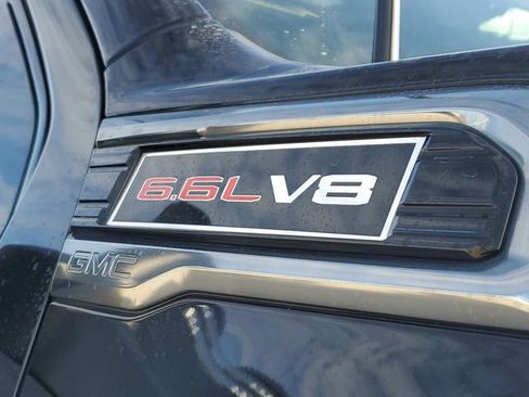 Used 2021 GMC Sierra 2500 AT4 w/ AT4 Premium Plus Package image 9