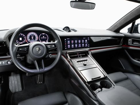 Certified 2025 Porsche Panamera Turbo AWD/4WD image 13