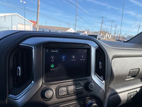 Used 2019 Chevrolet Silverado 1500 LT w/ All-Star Edition image 27