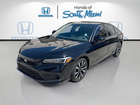 Used 2024 Honda Civic EX image 3