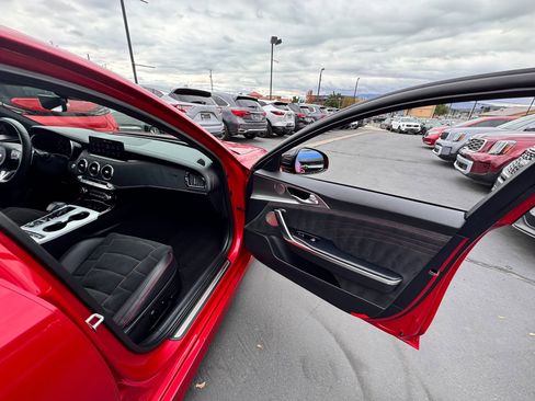Used 2023 Kia Stinger GT2 image 29