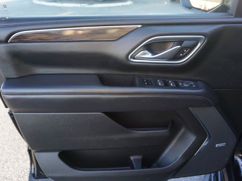 Used 2021 Chevrolet Tahoe LT image 14