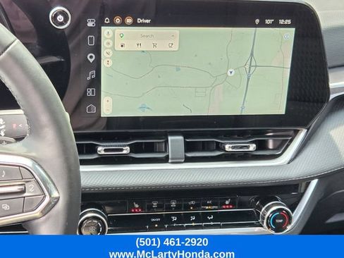 Used 2026 Chevrolet Equinox LT FWD image 22