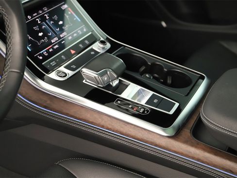 Certified 2023 Audi Q8 Premium Plus image 17