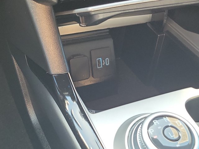 Used 2022 Ford Explorer ST-Line RWD image 29