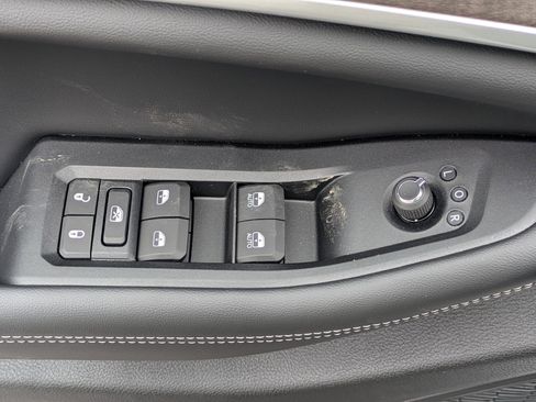 New 2026 Jeep Grand Cherokee Altitude AWD/4WD image 20