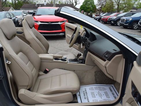 Used 2011 Mercedes-Benz E 350 Cabriolet image 31