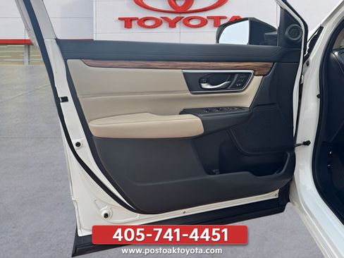 Used 2017 Honda CR-V Touring image 31